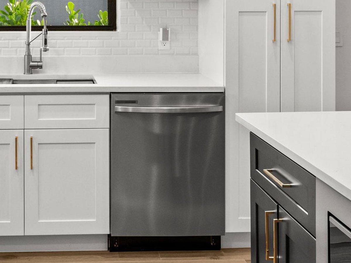 New dishwasher installed in a Naples kitchen