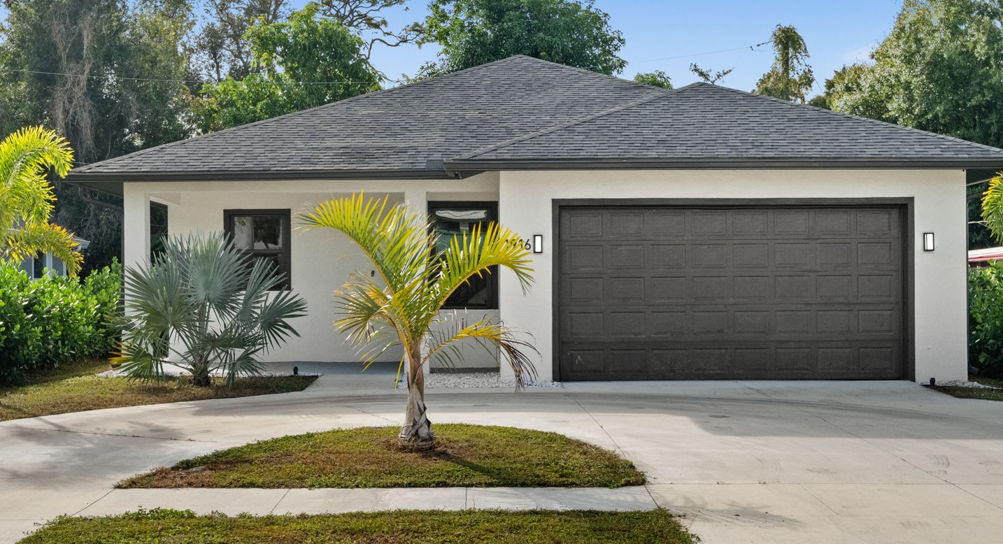 Outdoor exterior handyman services in Naples FL